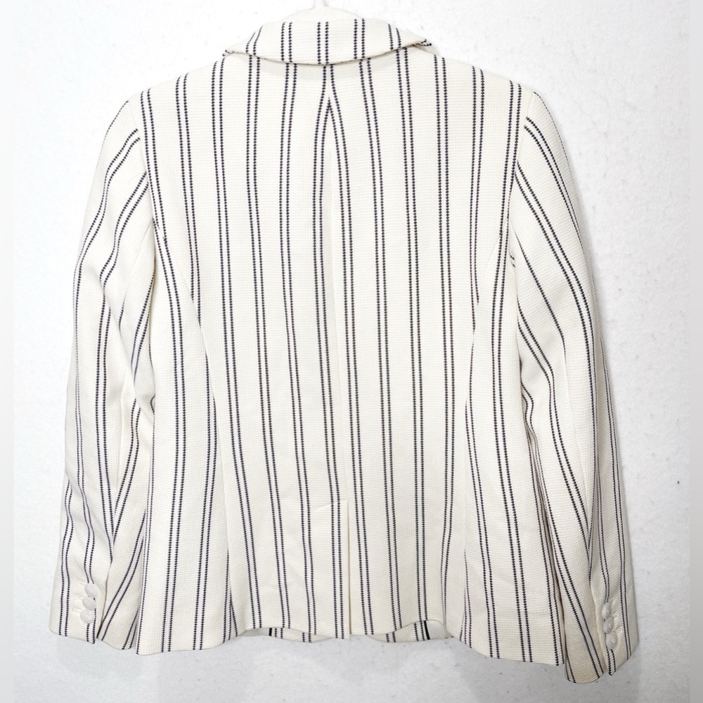 Talbots Aberdeen Knit Blazer Textured Ponte Stripe Blazer Size 2 White Black - Picture 4 of 9